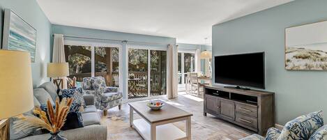 Een smart-tv en een dvd-speler