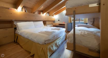 Meralda 2 - One Bedroom Apartment, Sleeps 5