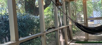 Family Friendly House with Master BR on Ground Floor