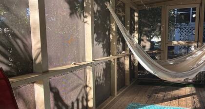 Family Friendly House with Master BR on Ground Floor