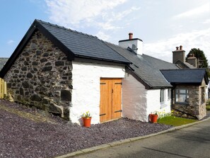 Exterior - 2 bedroom accommodation in Rhydlydan, near Betws-Y-Coed (Rhydlydan, near Betws-Y-Coed)