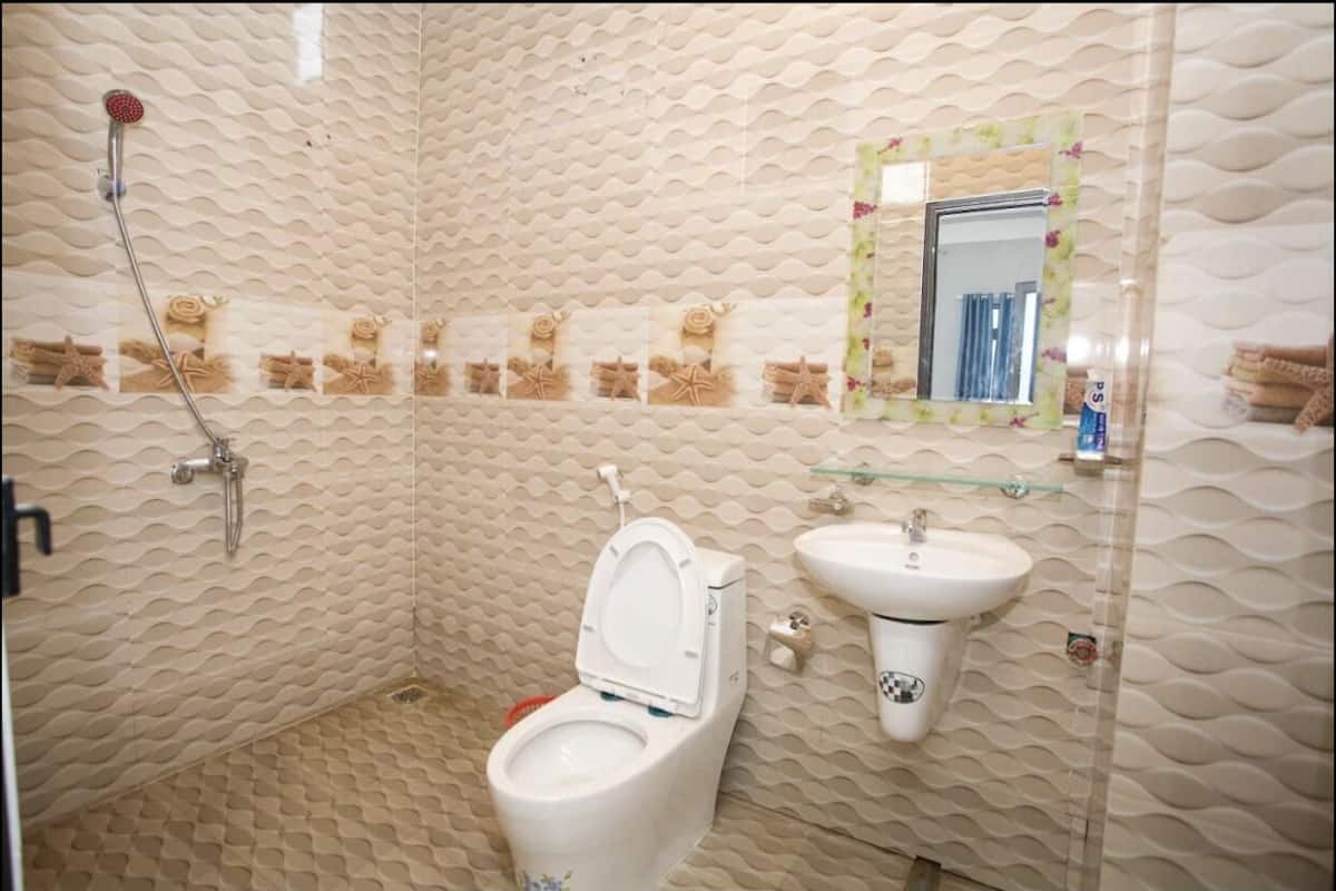 Chambre Confort | Salle de bain | Serviettes fournies