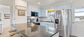 Newly Renovated, 4 bed 2 bath, Pet Friendly Oceanfront w/ a Pool!