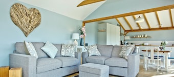 1 bedroom accommodation in Axminster