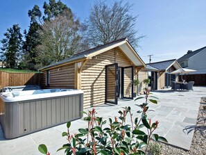 Terrace/patio - 1 bedroom accommodation in Axminster (Axminster)