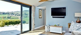 1 bedroom accommodation in Axminster