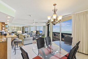 Dining - Sandpiper #808: 2 Bedroom 2 Bathroom With Spectacular Views and 24 Hour Management (Port Aransas)