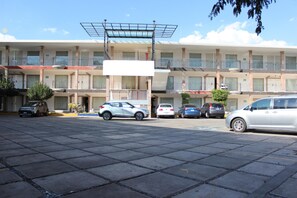 ที่จอดรถฟรี