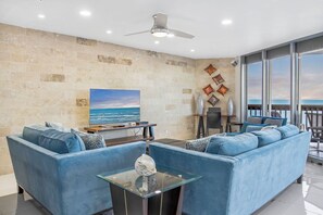 Una televisión de pantalla plana