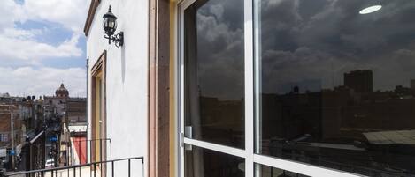 Family Room | Terrace/patio