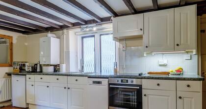 The Tack Room - UK30438