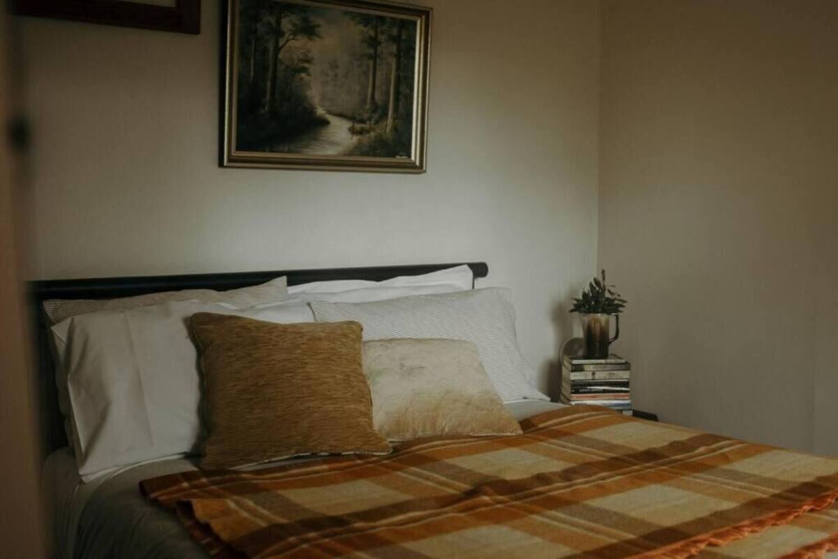 2 Schlafzimmer, Bügeleisen/Bügelbrett, Bettwäsche
