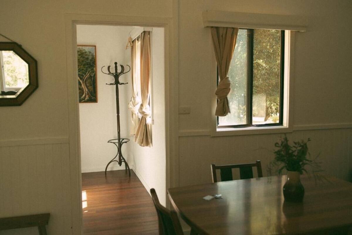 Basic-Chalet | Wohnbereich | Flachbildfernseher, DVD-Player