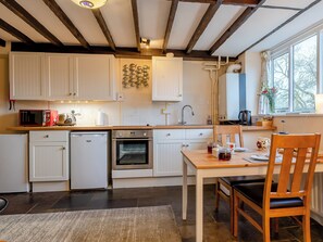 Dishwasher, high chair - Orchard Cottage - UK30437 (Langport, near Somerton)