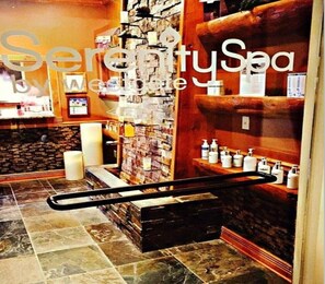Spa - TOP OF MOUNTAIN VIEWS Smokey Mtn retreat with amenities a motel doesn't offer (Gatlinburg)