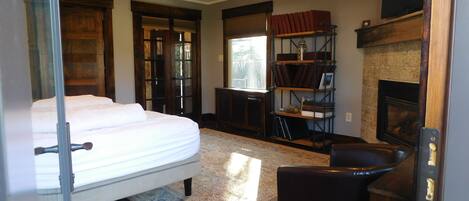 3 Schlafzimmer, BĂŒgeleisen/BĂŒgelbrett, kostenloses WLAN, BettwĂ€sche