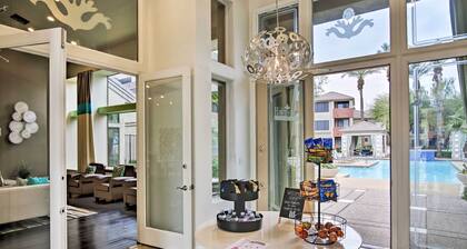 Modern Condo w/ Pool Access ~ 3 Mi to Dtwn Phoenix