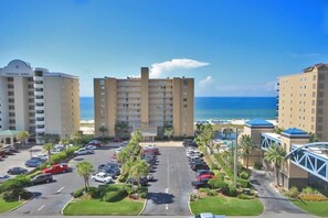 Condo, várias camas (Crystal Tower 601) | Fachada