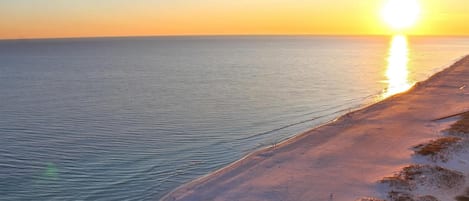 Condo, varias camas (San Carlos 609) | Playa | En la playa