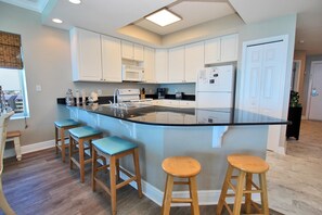 Condo, Multiple Beds (San Carlos 609) | Private kitchen