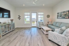 Casa, letti multipli (West Side Cottages B) | Soggiorno | TV