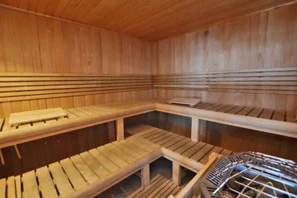 Condo, varias camas (San Carlos 701) | Sauna