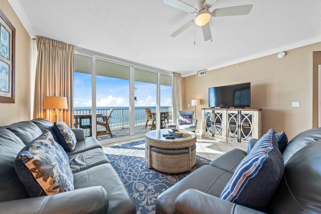 Condo, várias camas (San Carlos 701) | Área de estar | TV