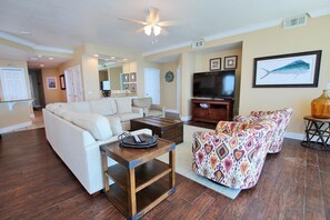 Condo, Multiple Beds (San Carlos Penthouse 5) | Living area