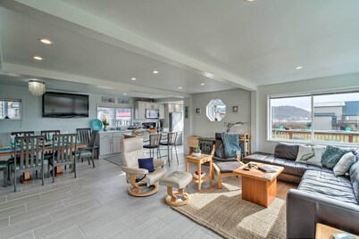 Coastal Retreat: Deck, Ocean Views + Walk to Beach