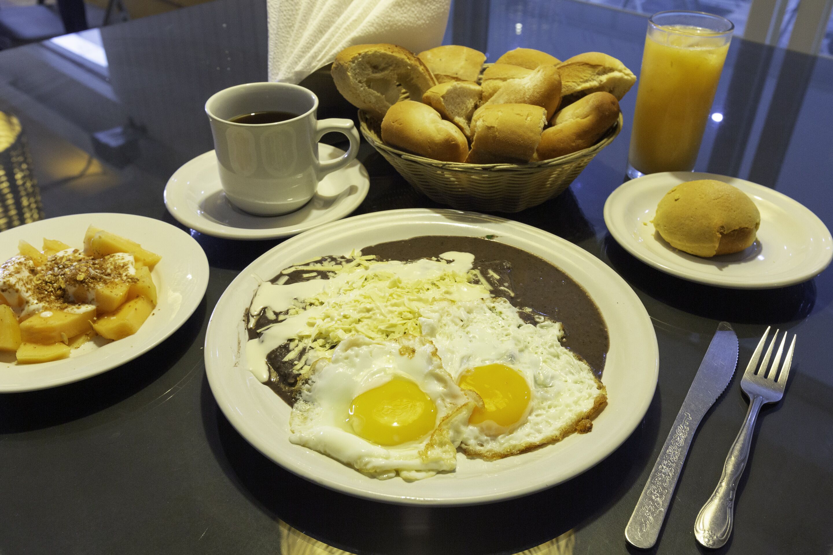 Breakfast meal