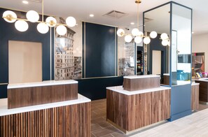 Reception - Hilton Garden Inn Flint Downtown (Flint)