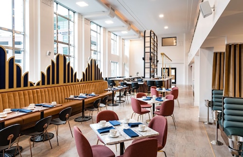 Hilton Garden Inn Flint Downtown