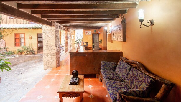 Reception - Hotel de Cervantes (San Sebastian del Oeste)