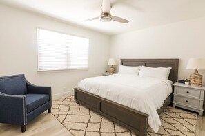 2 Schlafzimmer, Bügeleisen/Bügelbrett, Reisekinderbett, kostenloses WLAN