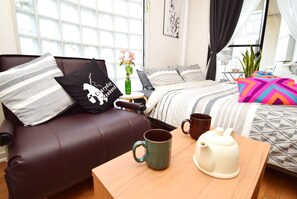 1 bedroom, desk, iron/ironing board, free WiFi