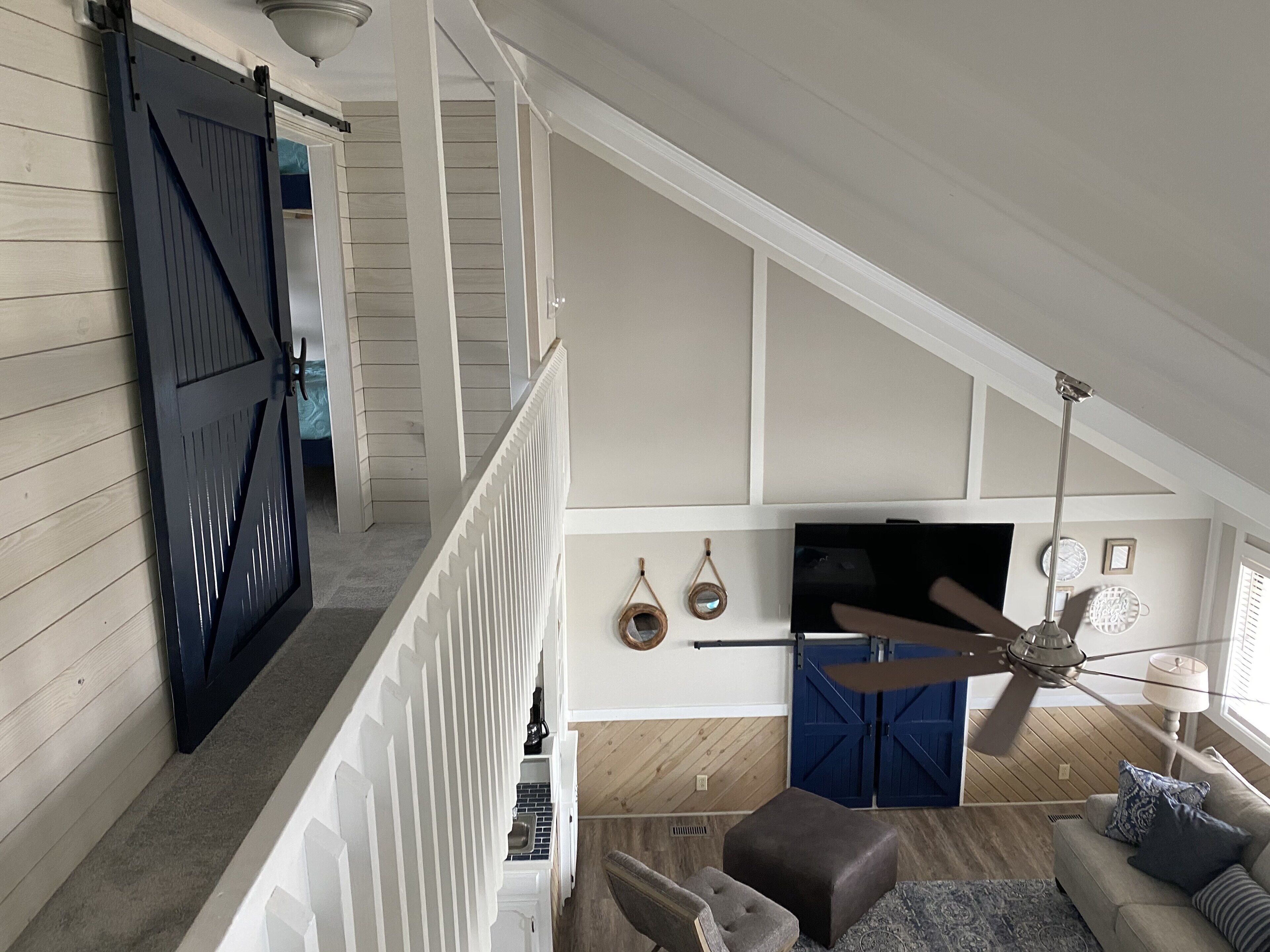 Smart TV, table tennis