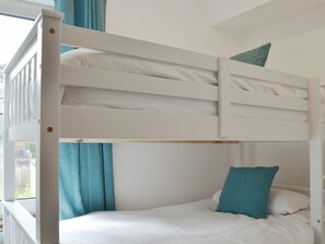 2 bedrooms, free WiFi, bed sheets - 2 bedroom accommodation in Matlock (Matlock)