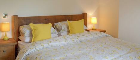 2 chambres, Wi-Fi gratuit, draps fournis