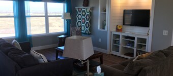 Our Cozy, Quiet, Comfortable place in the Country - 2 Bedroom 900 sq ft w/view