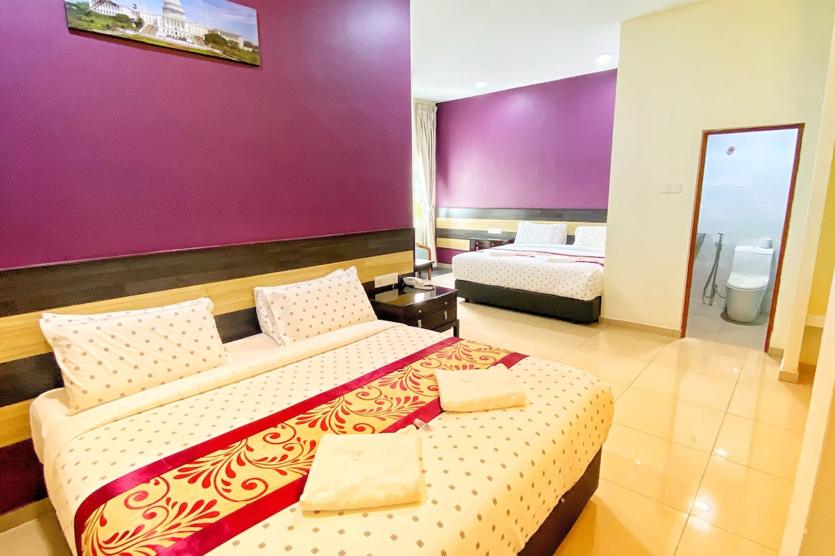 premium family | desk, iron/ironing board, free wifi