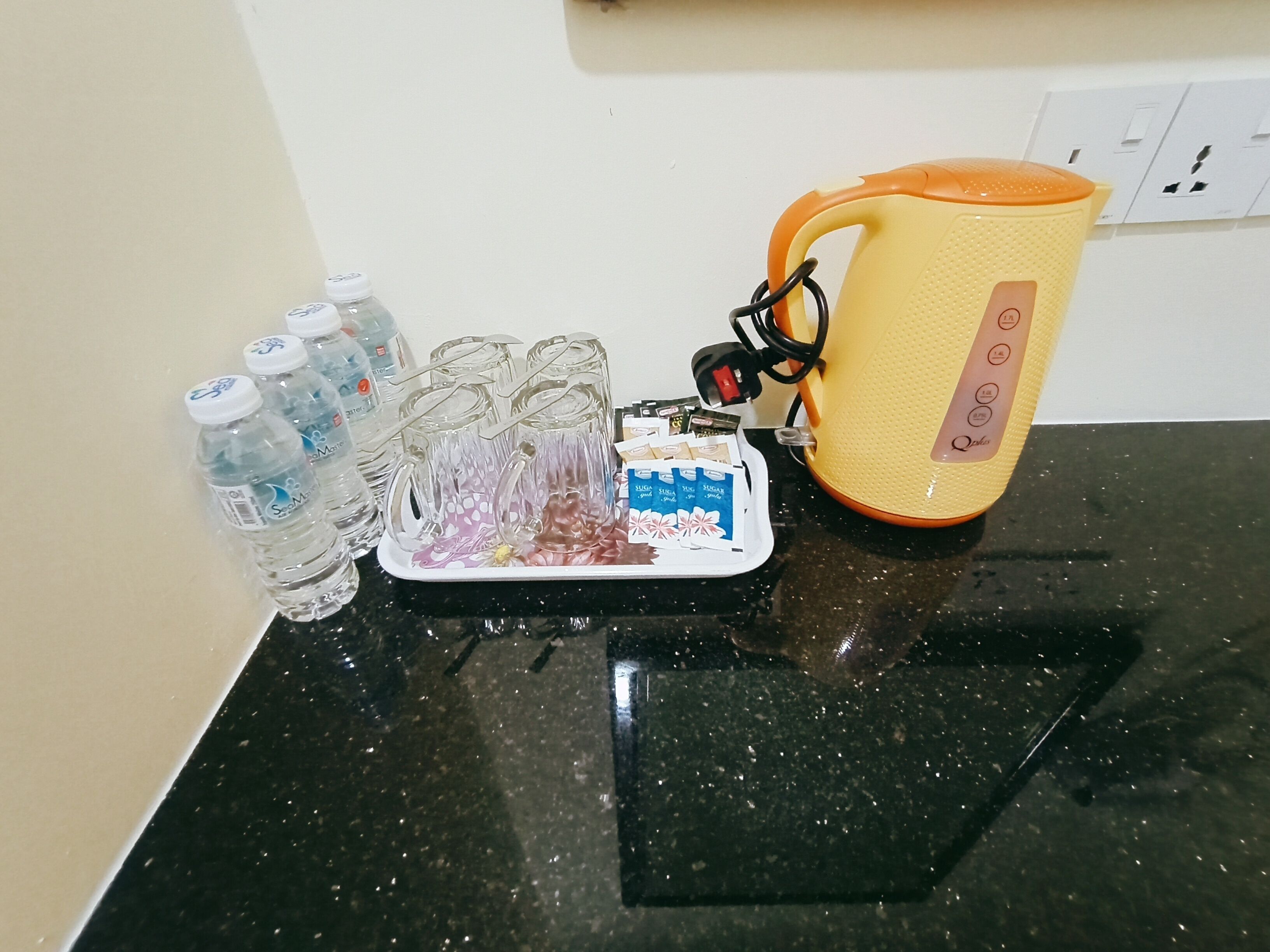 deluxe family | coffee and/or coffee maker