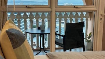 Suíte estúdio luxo | Wi-Fi de cortesia, roupa de cama
