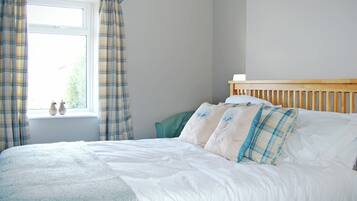 2 bedrooms, free WiFi, bed sheets