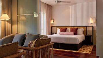 Courtyard One Bedroom Suite | Premium bedding, in-room safe, desk, blackout curtains