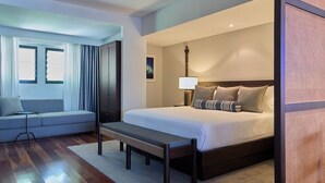 Master Pearler Suite | Ropa de cama de alta calidad y caja de seguridad en la habitación 