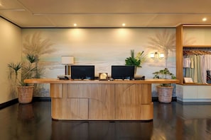 Reception - Pinctada Hotel Broome (Cable Beach)