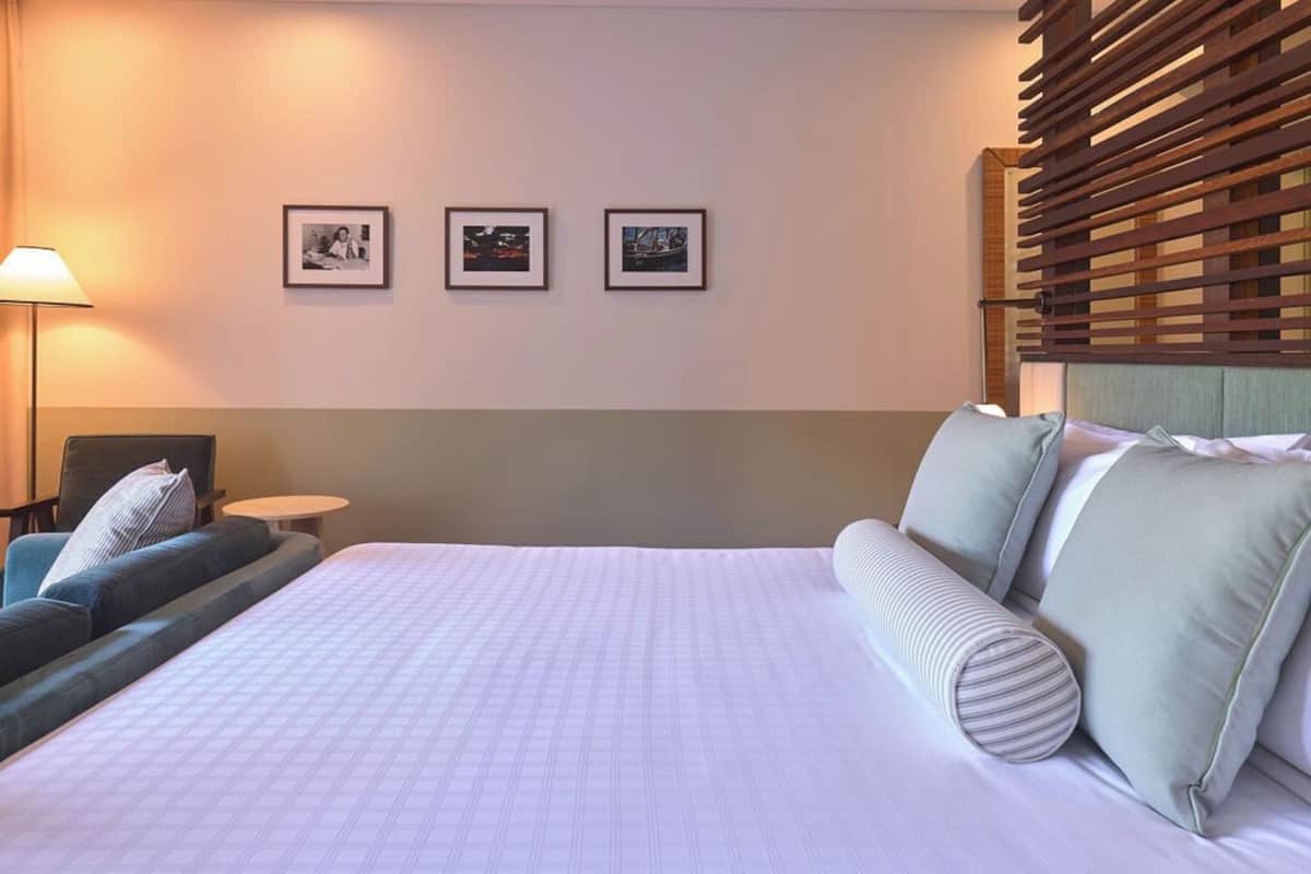 ห้องดีลักซ์, วิวสวน | เครื่องนอนระดับพรีเมียม, ตู้นิรภัยในห้องพัก, โต๊ะทำงาน, ผ้าม่านกันแสง