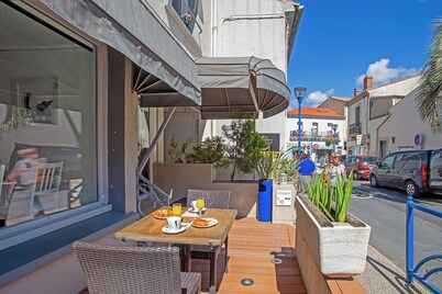 Azur Hotel
