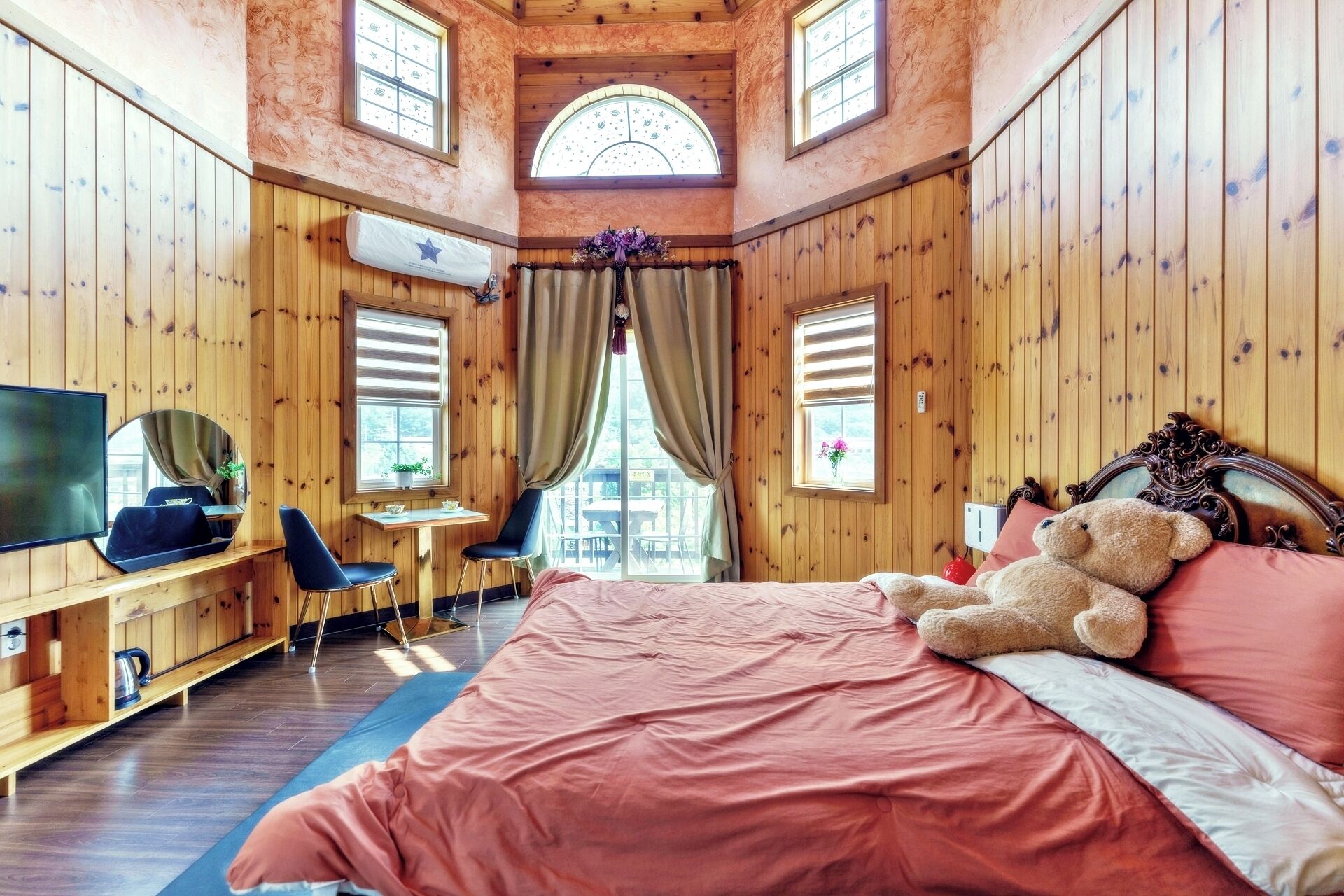 Room (201 - Base 2 pax) | Free WiFi