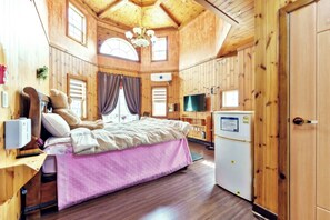 Room (208 - Base 2 pax)